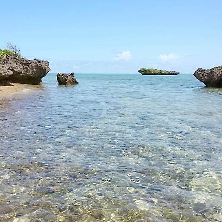 石垣島 一棟貸切りのお宿 ちゅら赤瓦 Ishigaki  Eksteriør billede